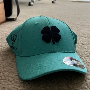 Live lucky too golf hat